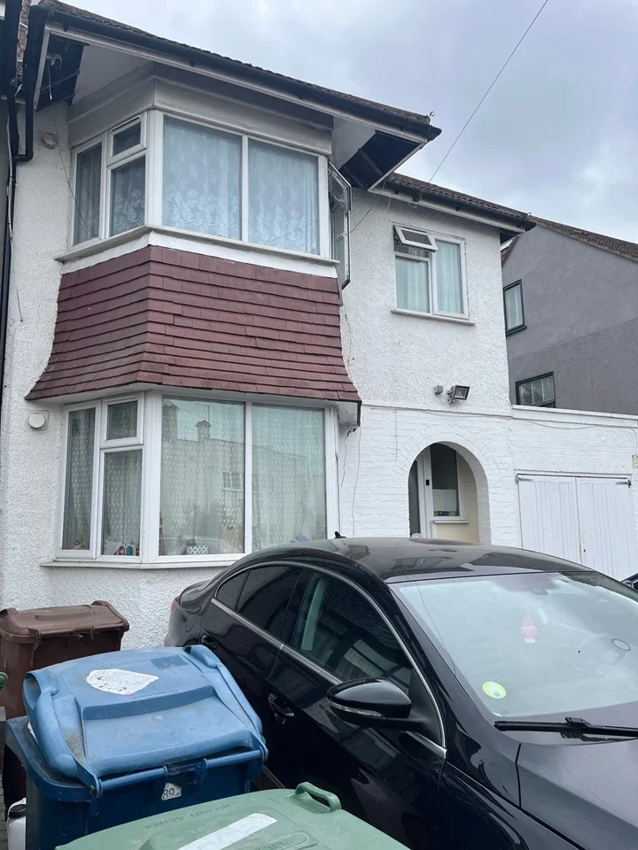 House Vancouver Road in Greater London