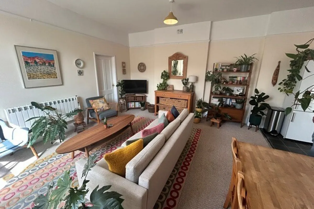 Flat Market Place in Chippenham