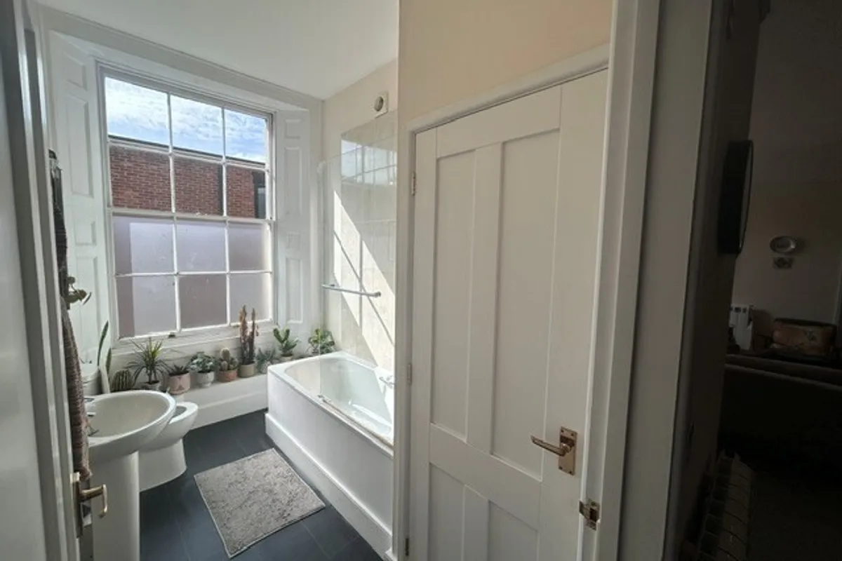 Flat Market Place in Chippenham