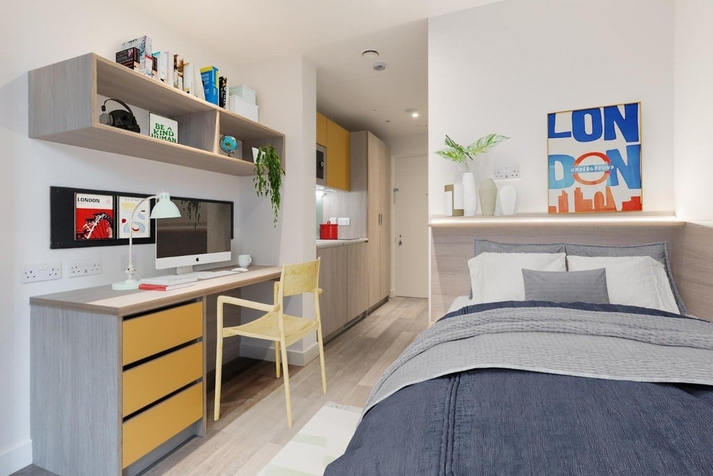 Room Weston Street in Greater London