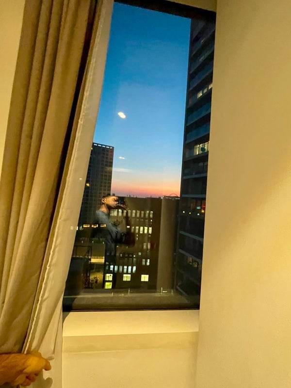 Room Ash Avenue in Greater London