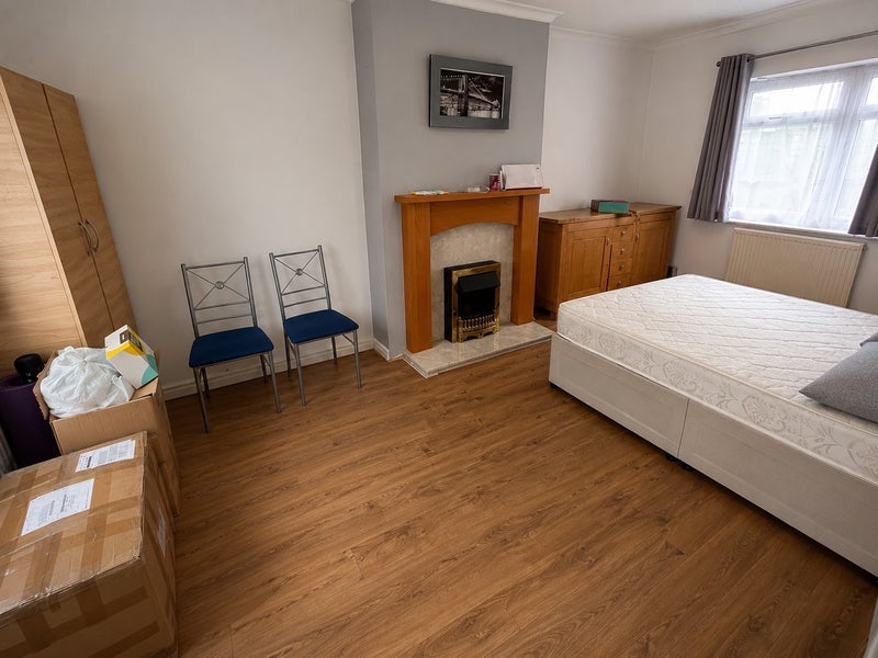 Room Barclay Road in Greater London