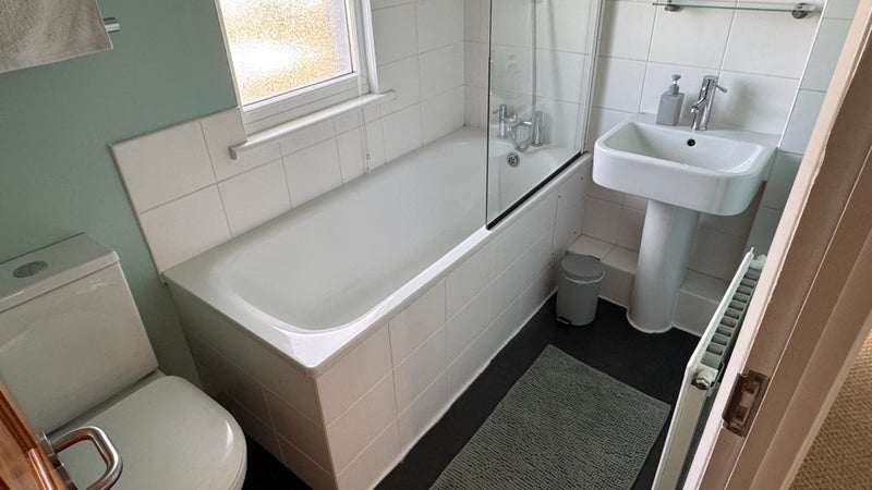 Room Moyser Road in Greater London