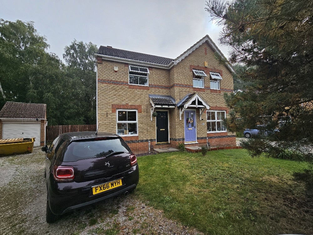 House Baker Crescent in Lincoln