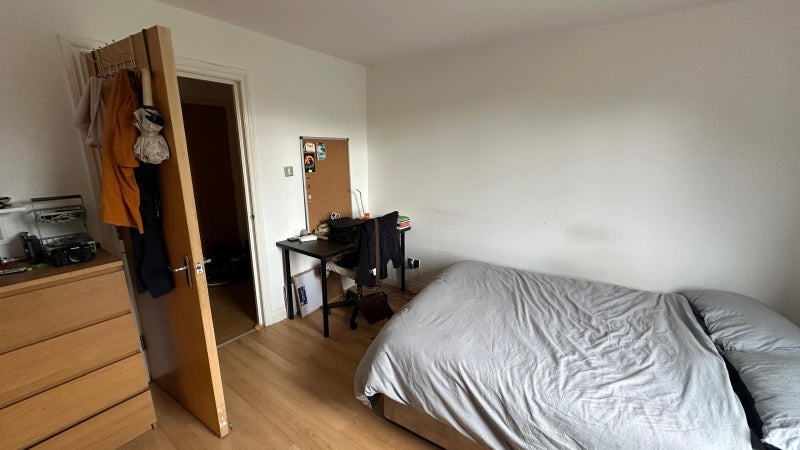 Room Minerva Way in Glasgow