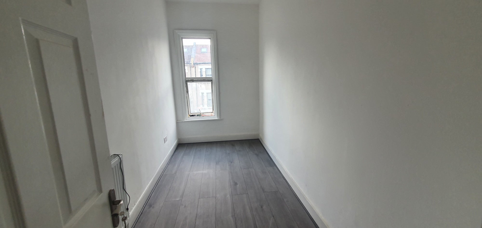 Flat Plashet Grove in Greater London
