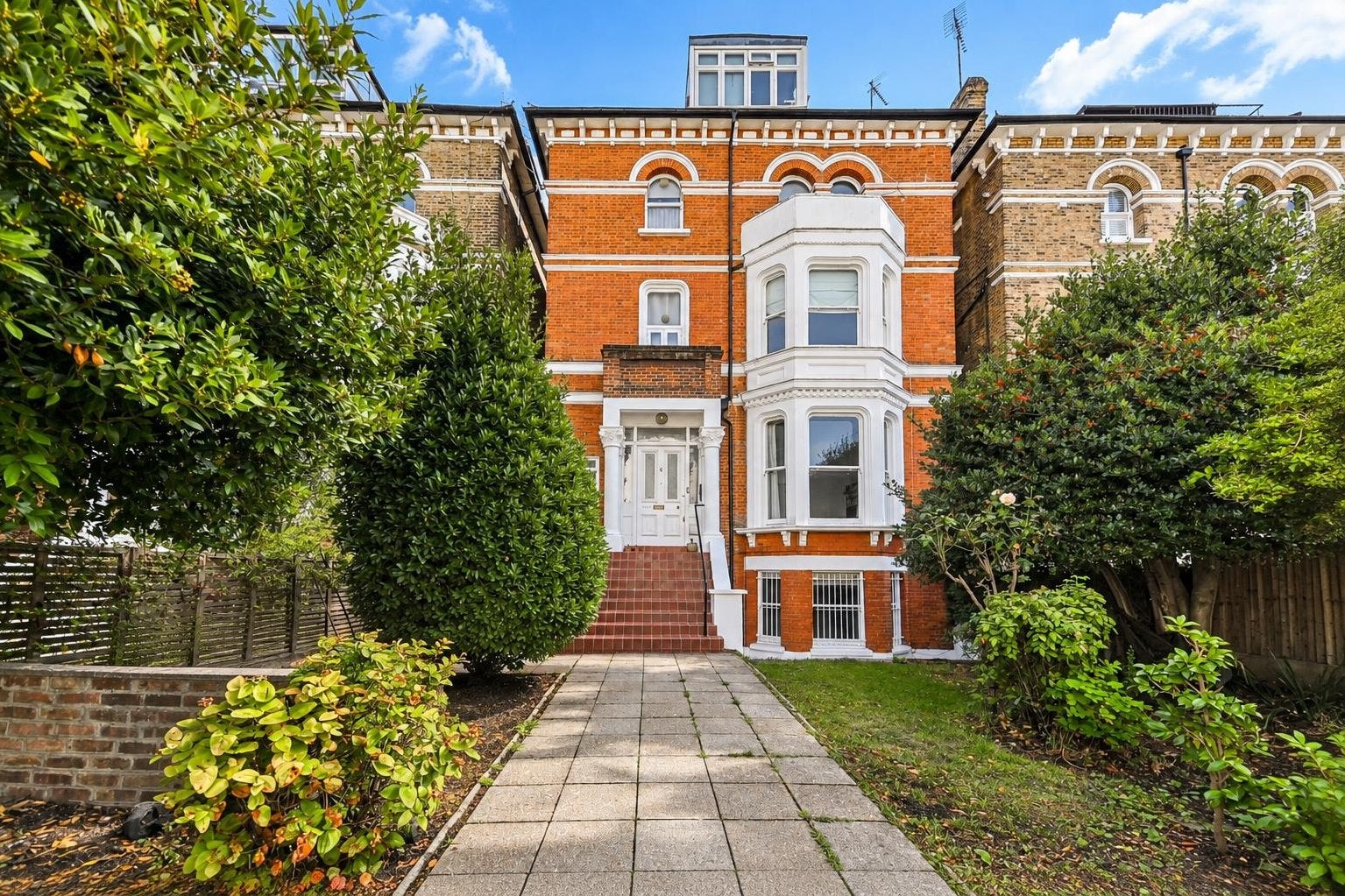 Flat Lancaster Grove in Greater London