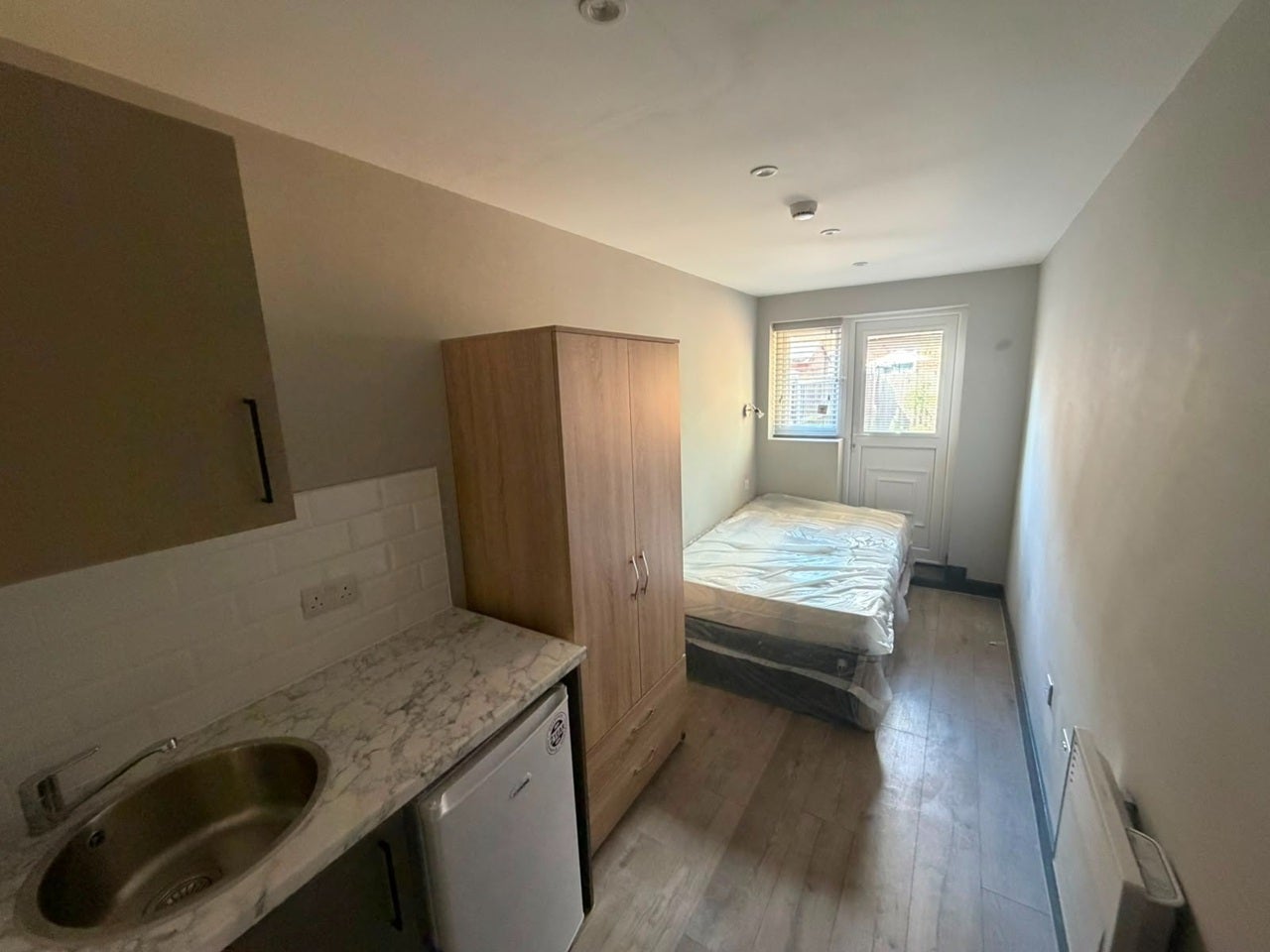 Flat Bledlow Close in Greater London