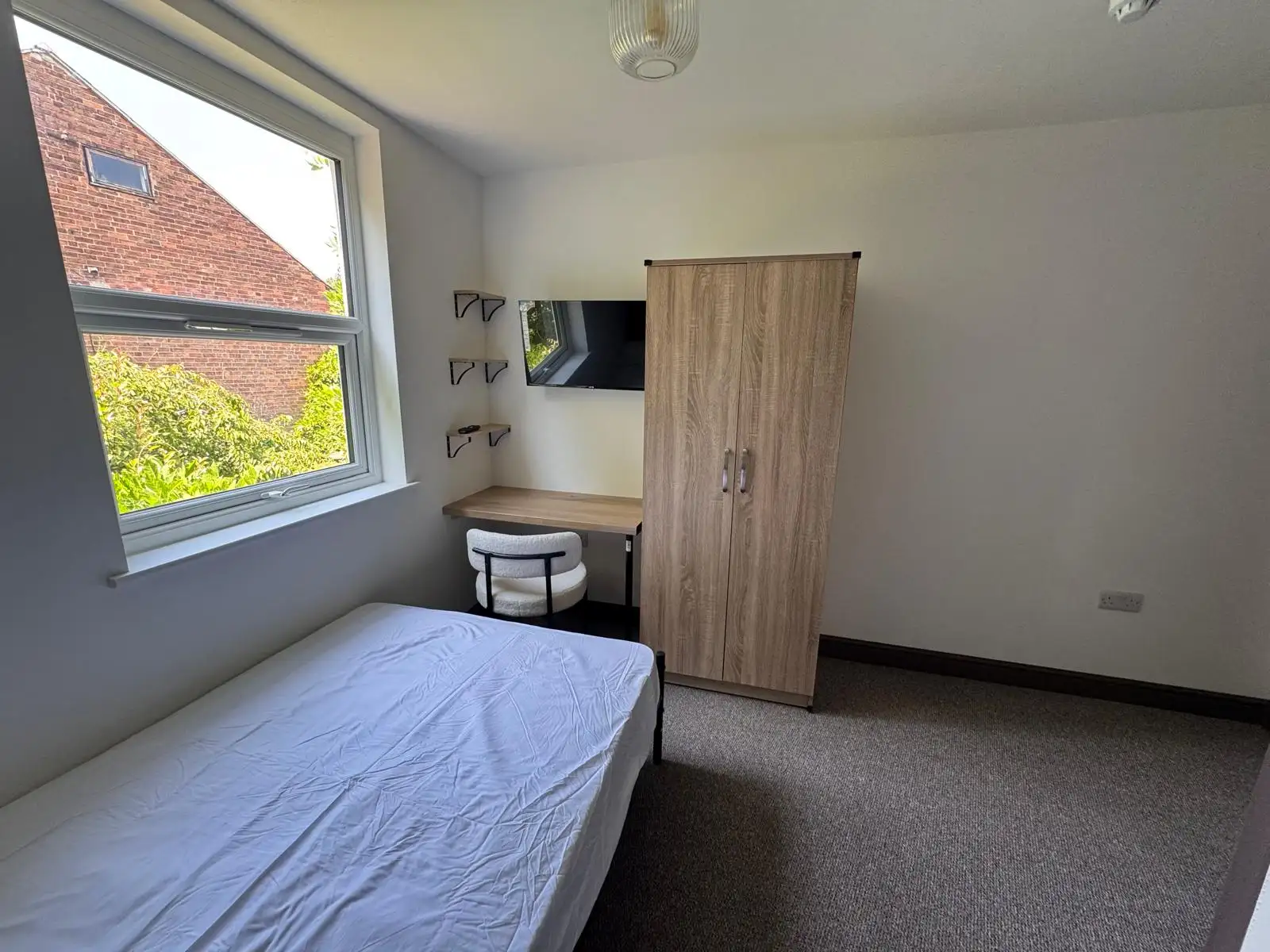 Room Green Lane in Derby