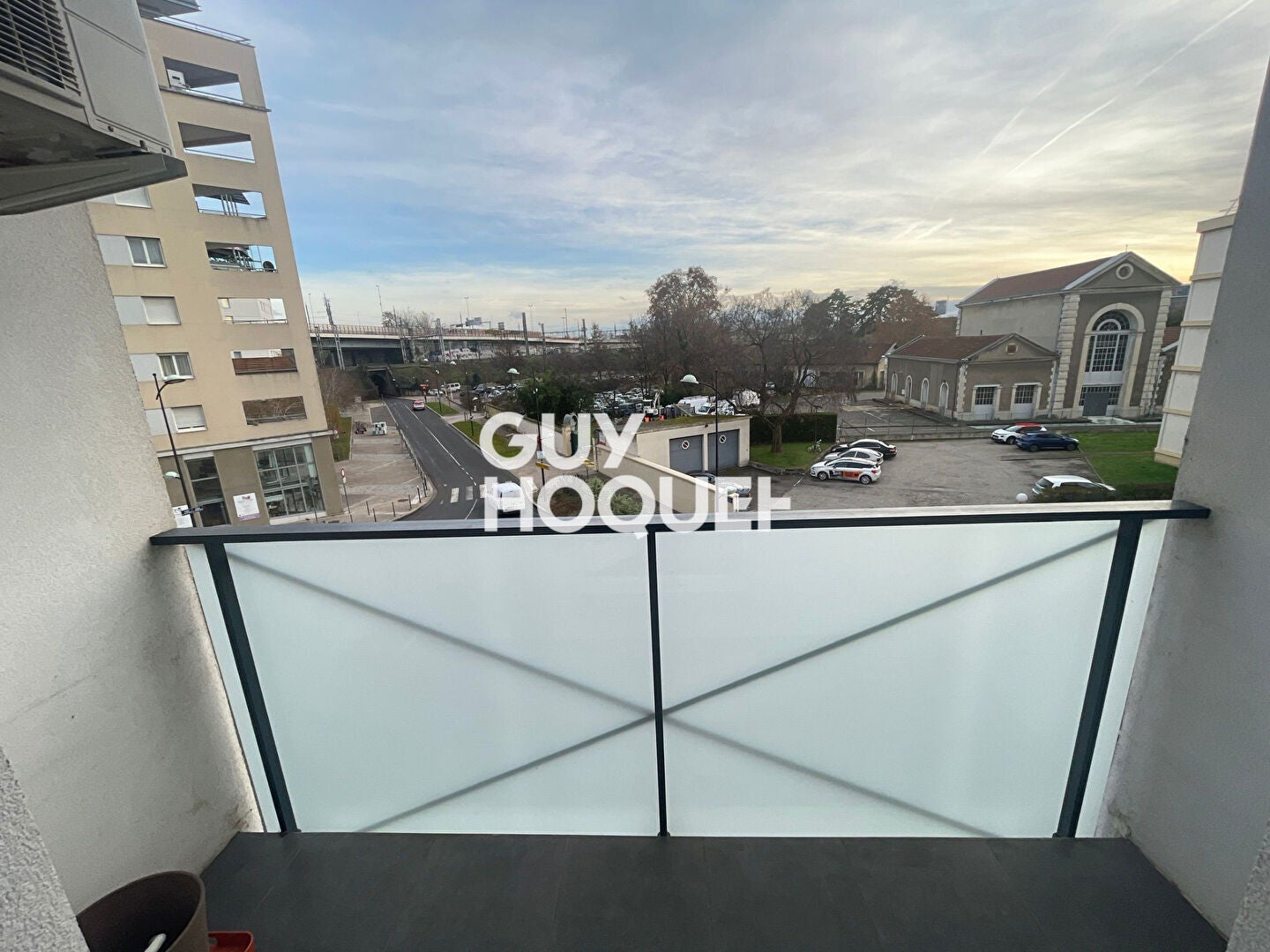 Flat Avenue de Poumeyrol in Caluire-et-Cuire