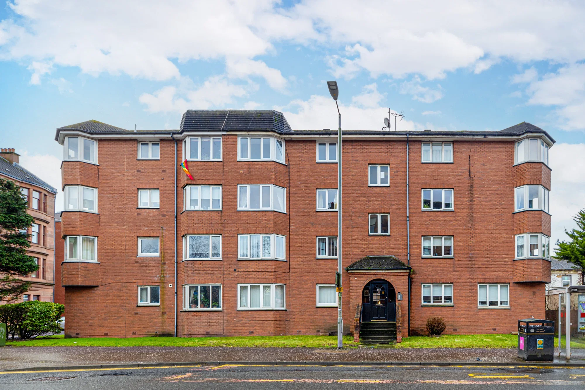 Flat Dumbarton Road in Glasgow