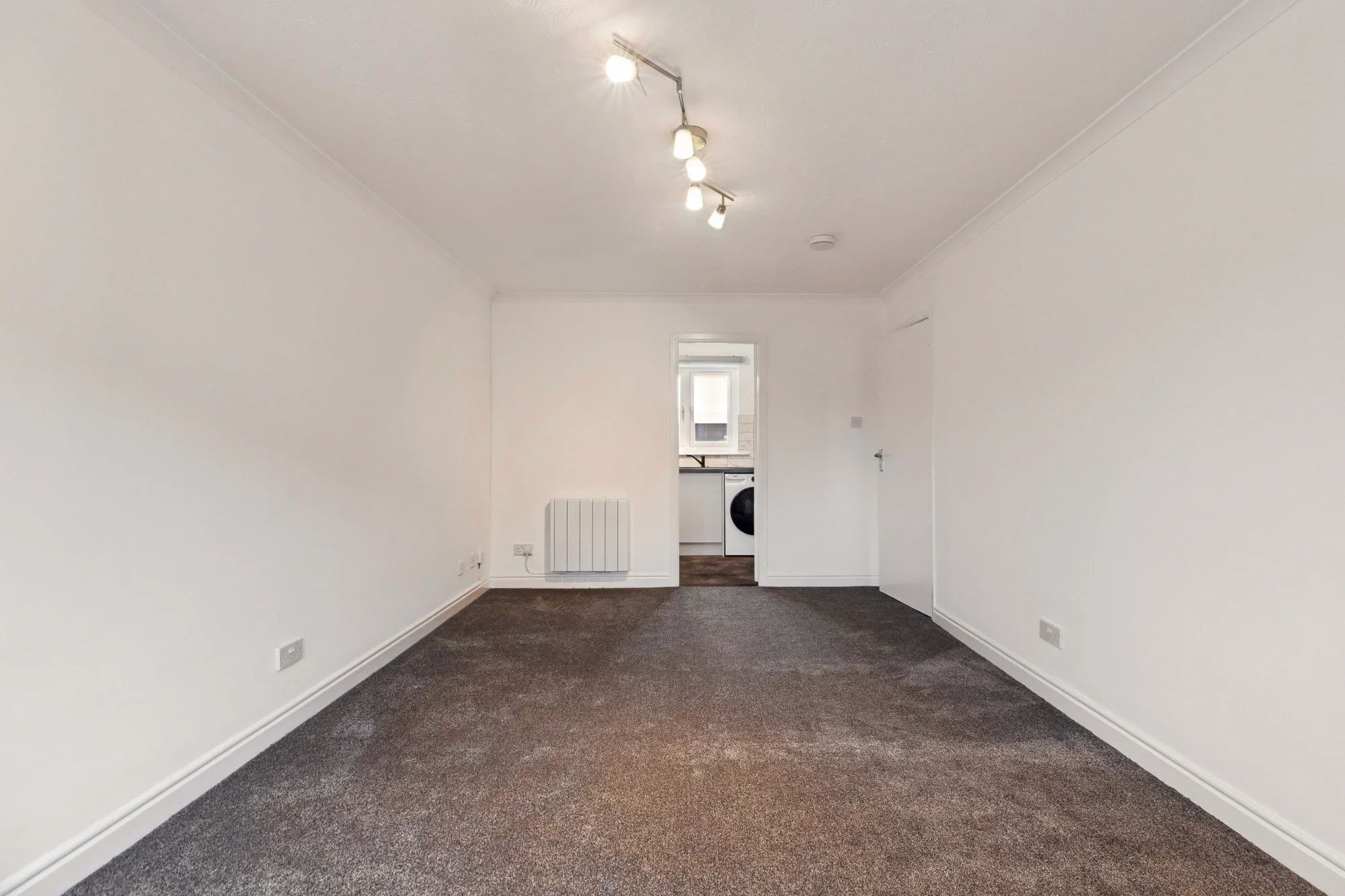 Flat Dumbarton Road in Glasgow