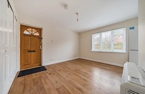 Flat Strathmore Close in West Oxfordshire