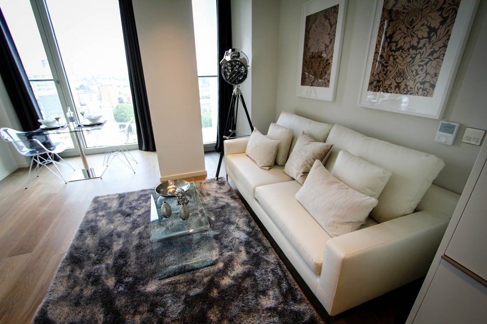 Flat Hatfields in Greater London