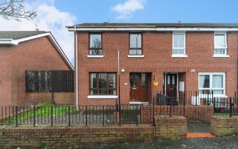 House Brookvale Avenue in Belfast