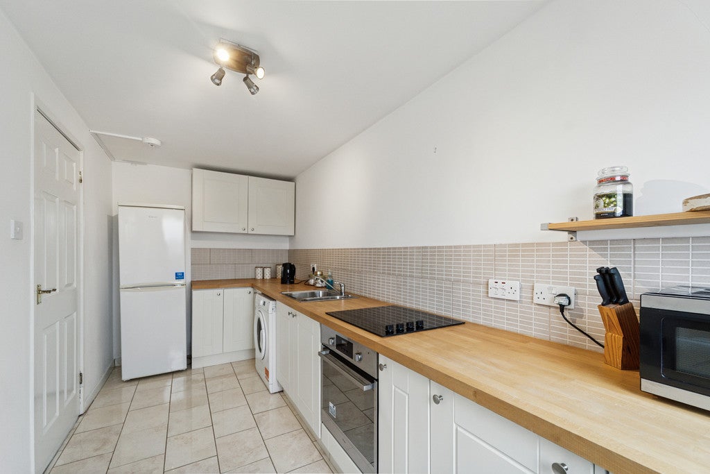 Flat Southbrae Drive in Glasgow