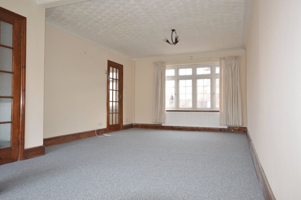 House Springhead Road in Gravesham
