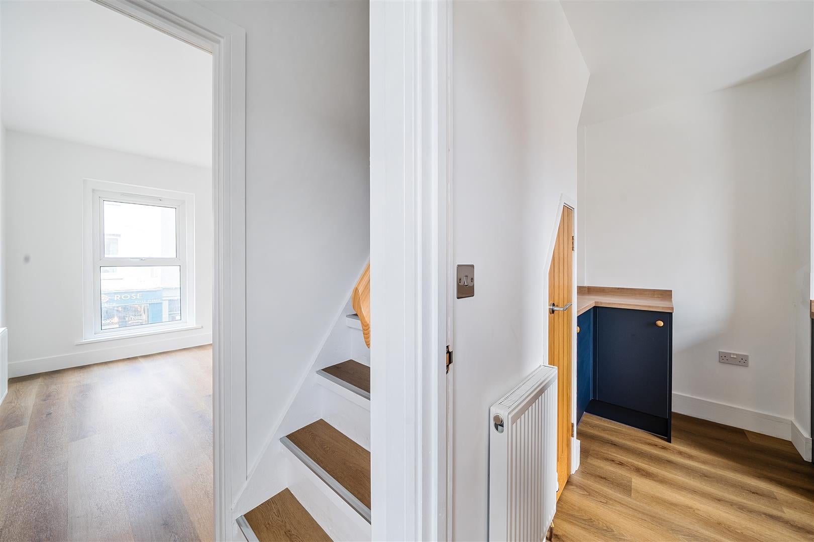 Flat Fisherton Street in Salisbury