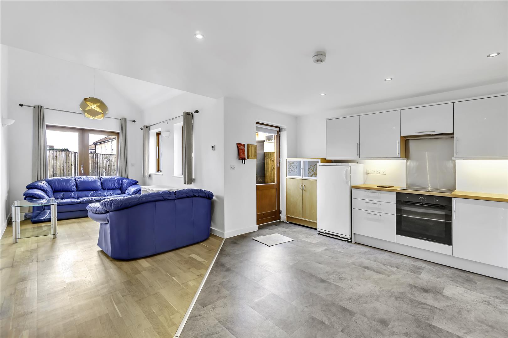 Flat Southmead Road in Bristol