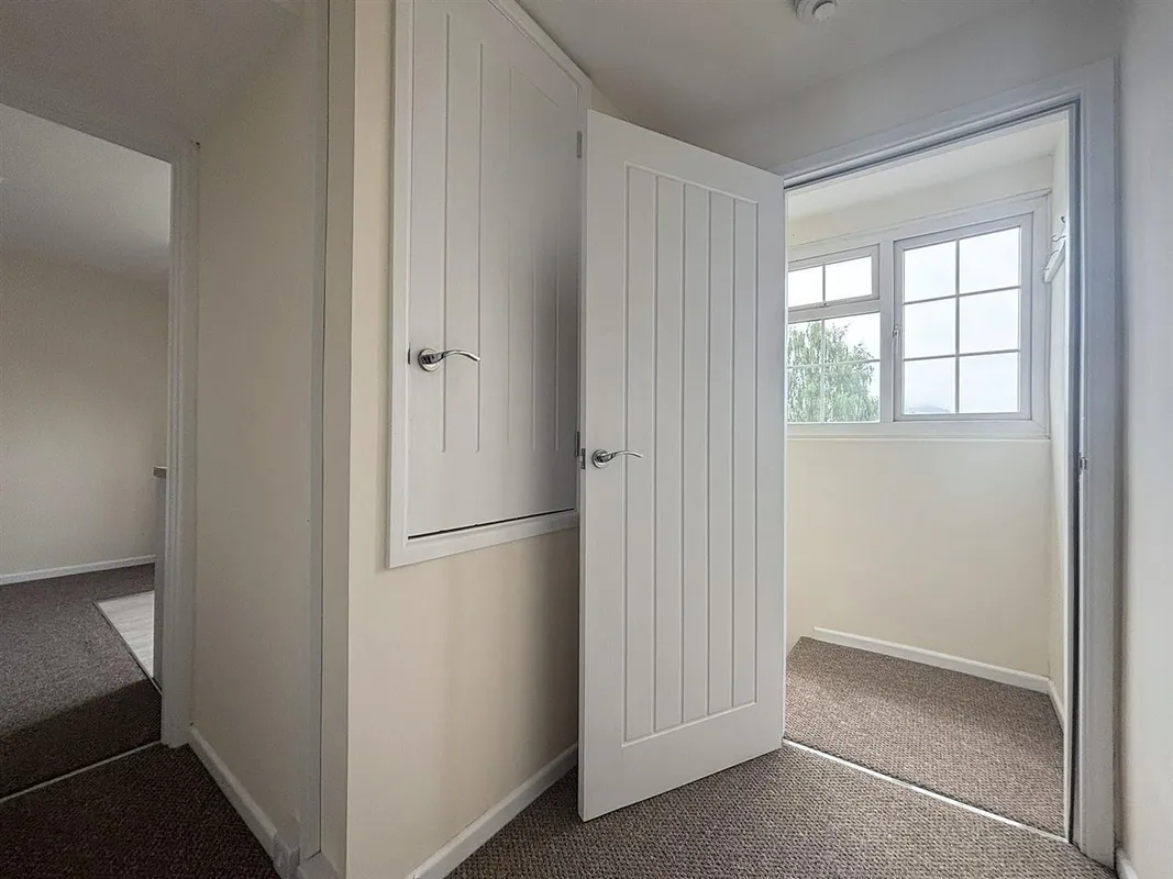 Flat Market Place in Broadland
