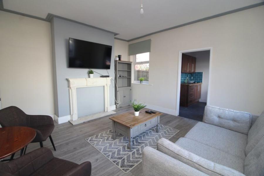 Room Burnaby Street in Sheffield