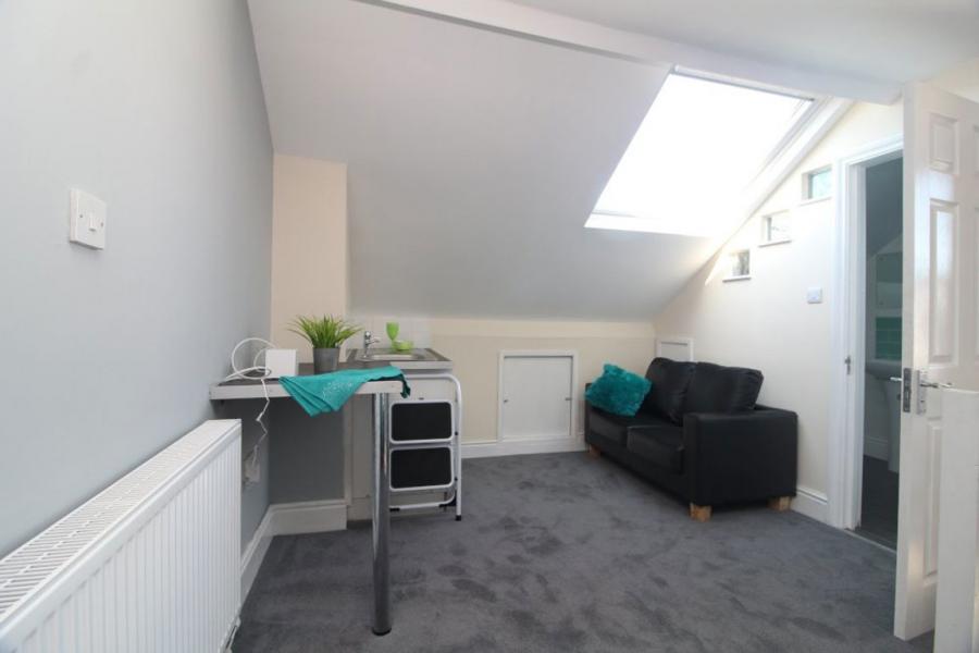Room Burnaby Street in Sheffield
