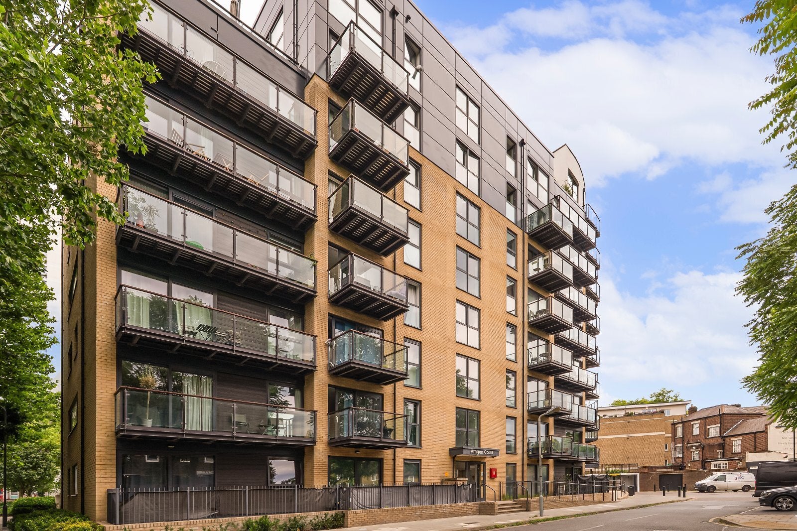 Flat Hotspur Street in Greater London
