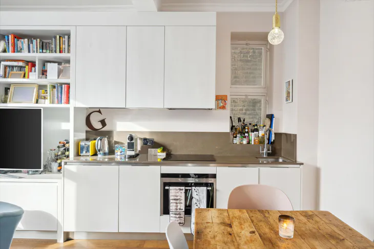 Flat Pembridge Gardens in Greater London