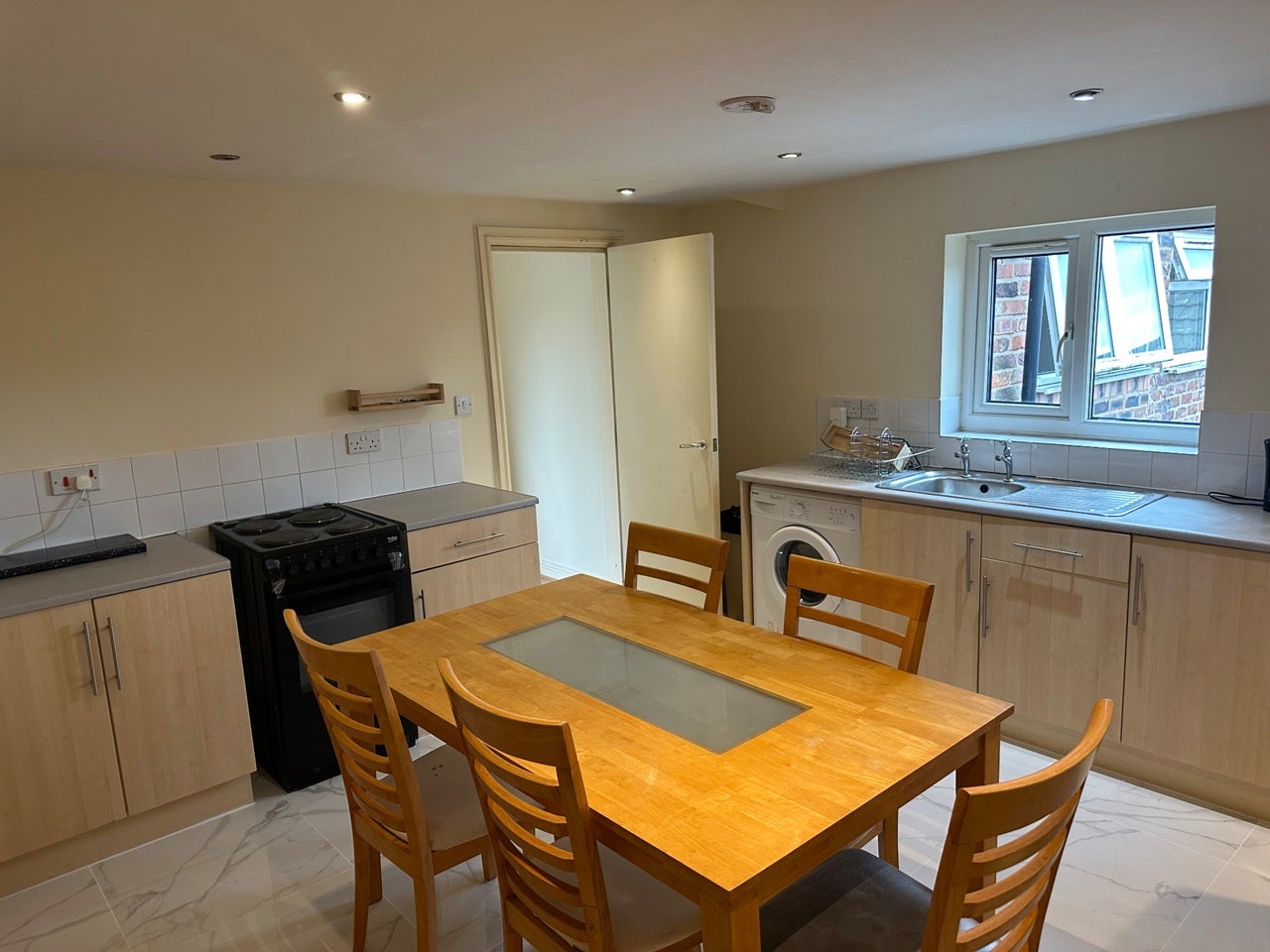 Flat Mauldeth Road in Manchester