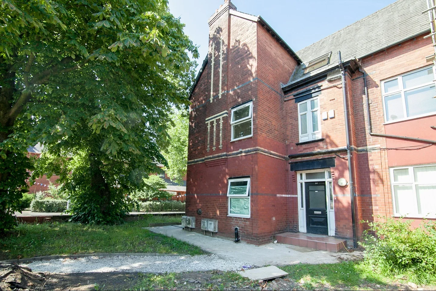 Flat Mauldeth Road in Manchester