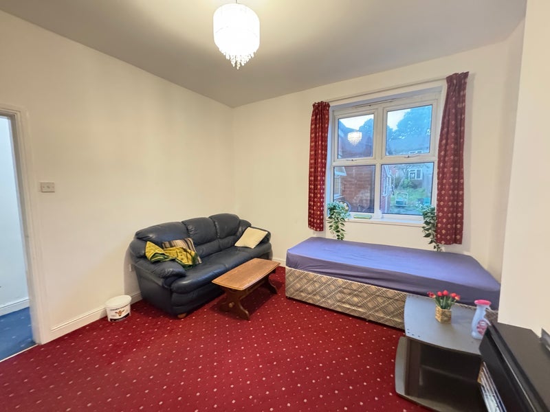 Room Birch Street in Sandwell