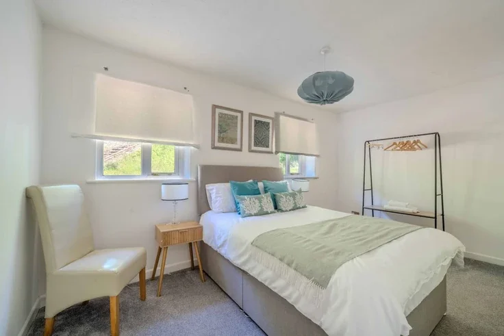 House Glanwern Rise in Newport