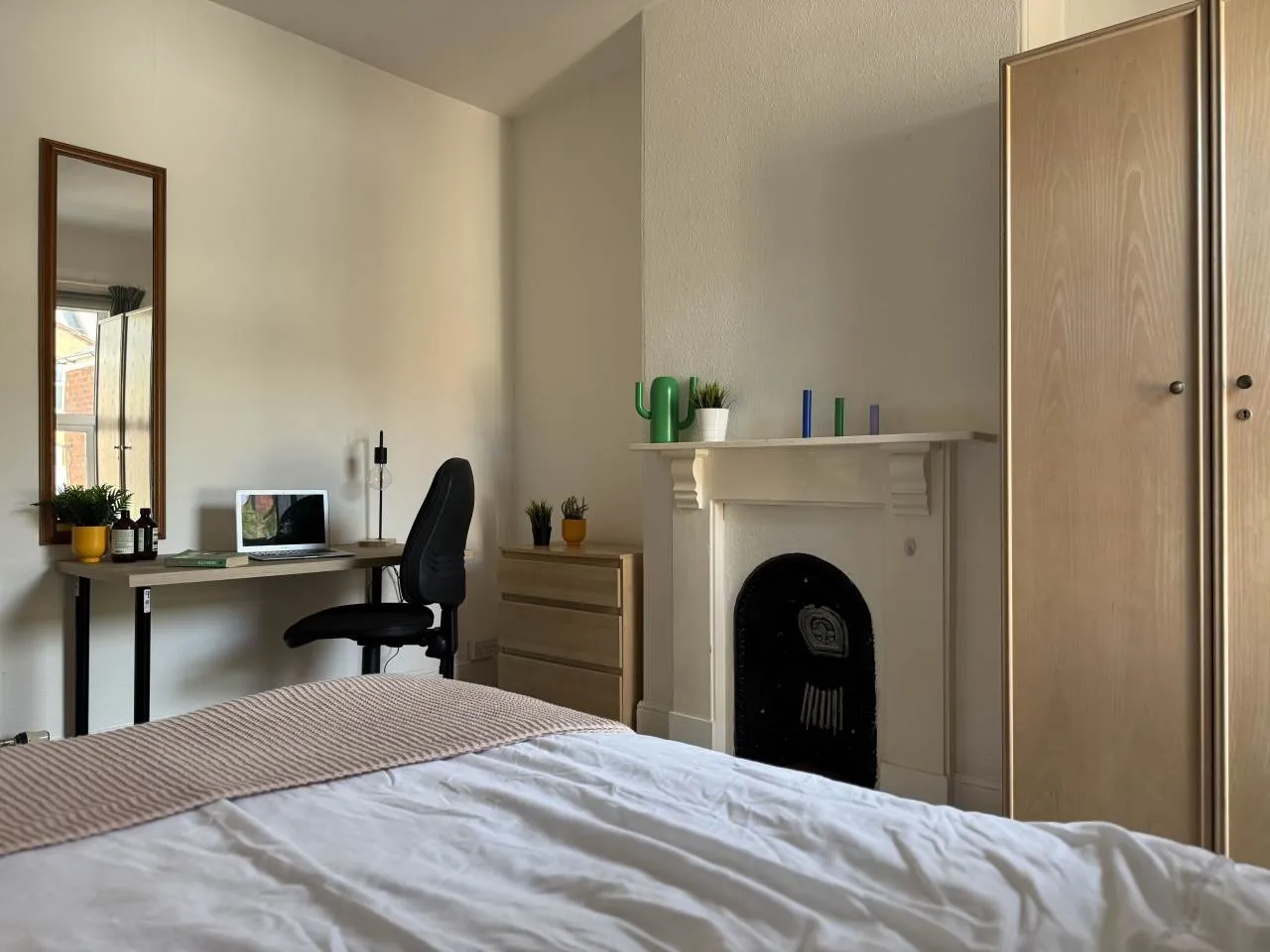 Flat Pinhoe Road in Exeter
