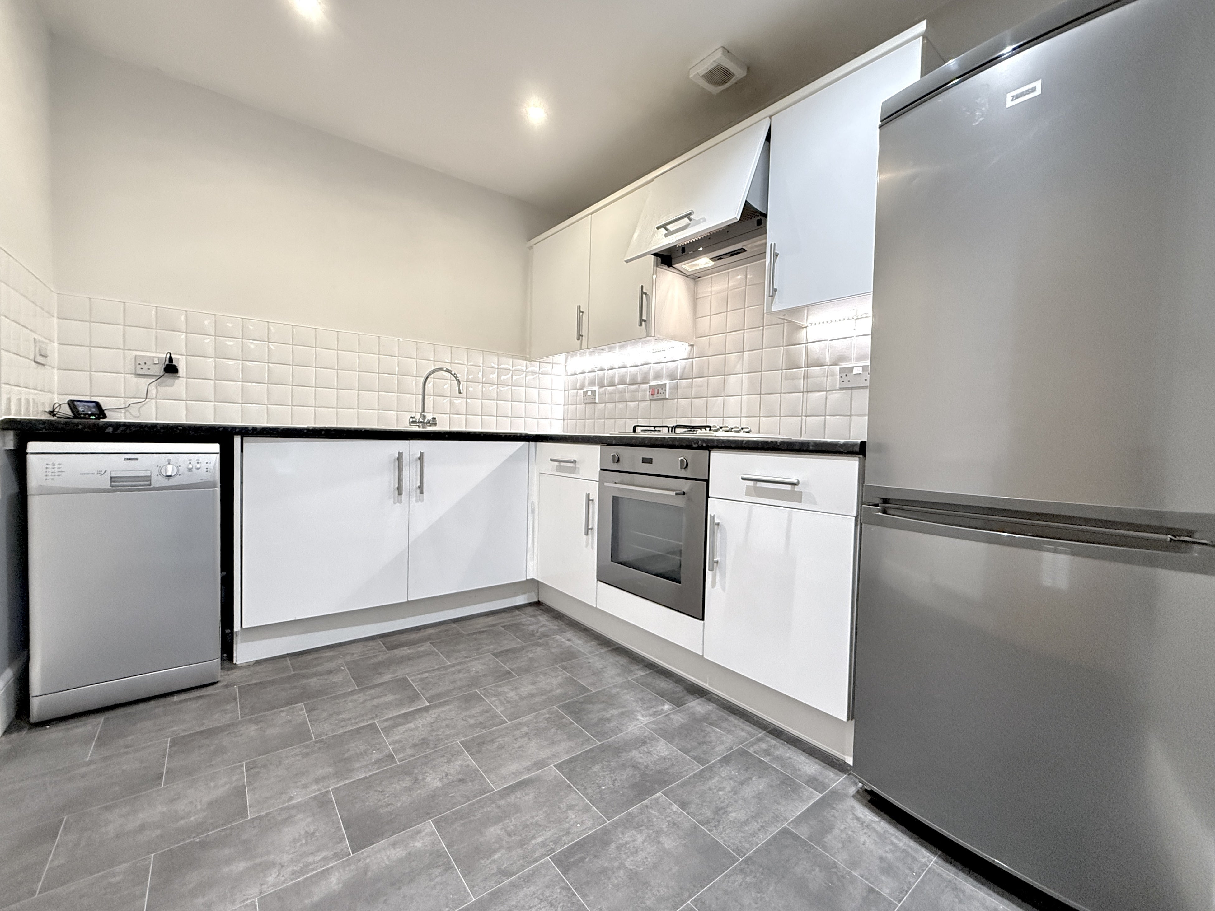 Flat Wallis Place in Maidstone