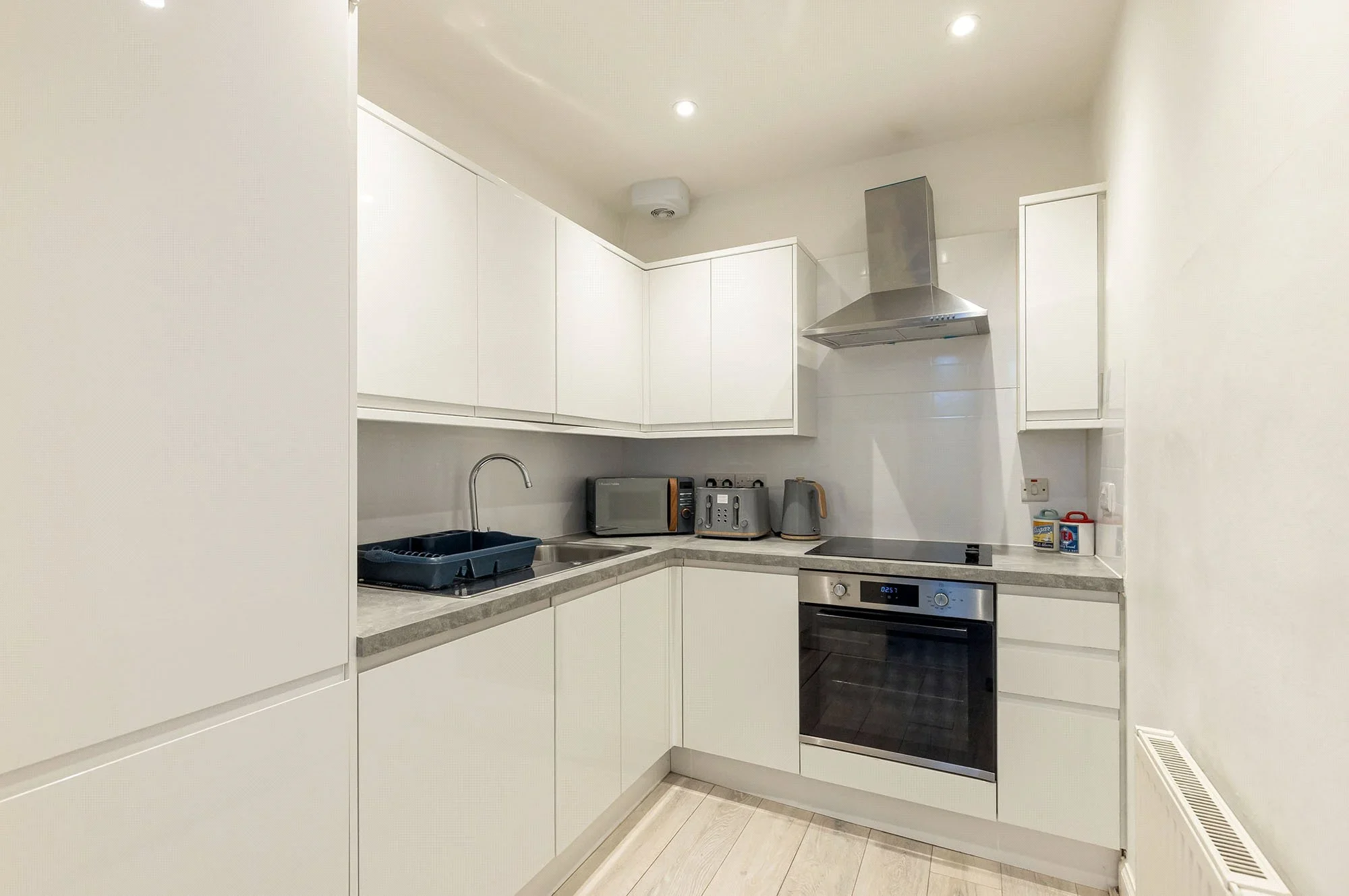 Flat Clerk Street in City of Edinburgh