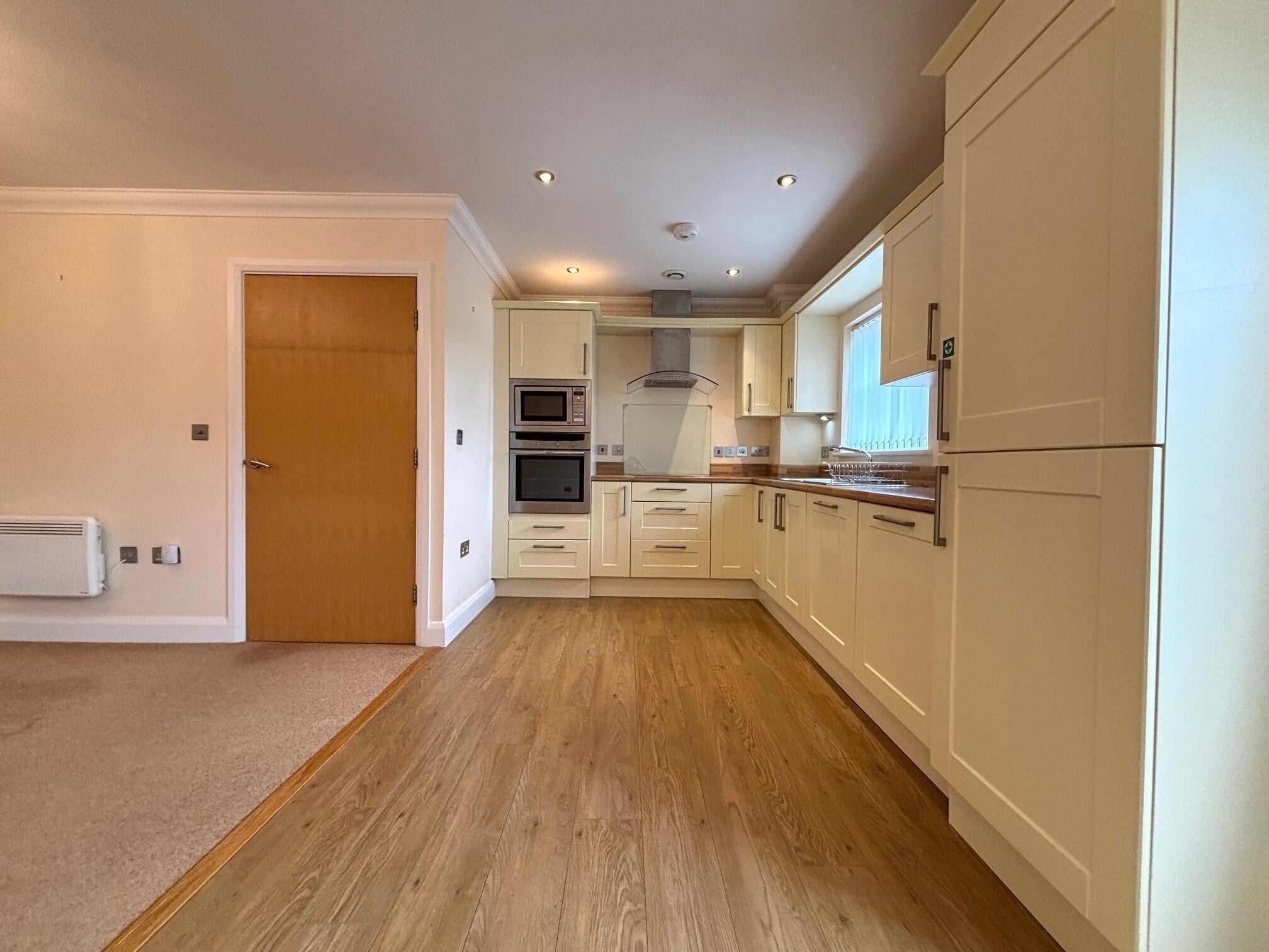 Flat Holymoor Road in Chesterfield