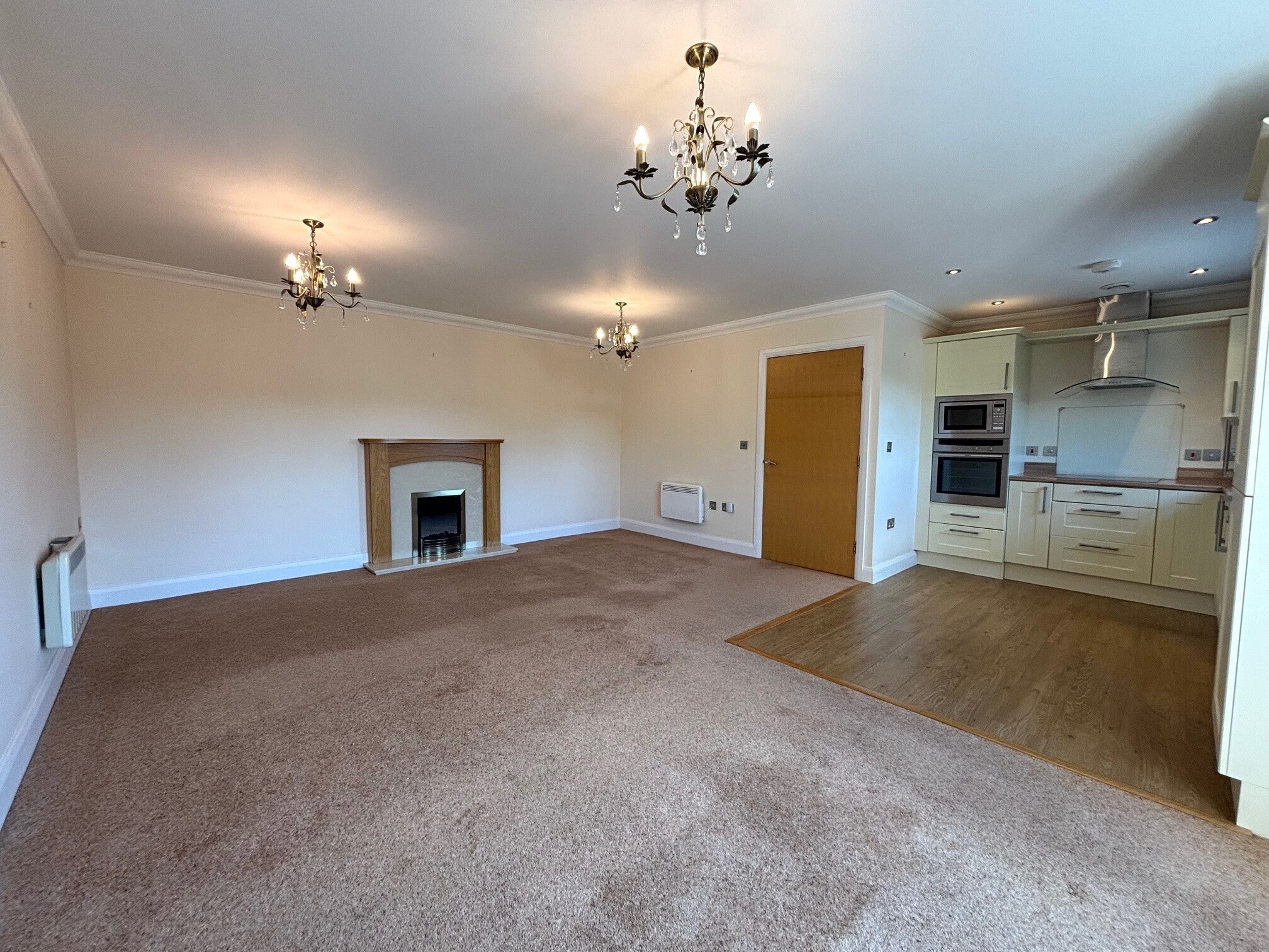 Flat Holymoor Road in Chesterfield