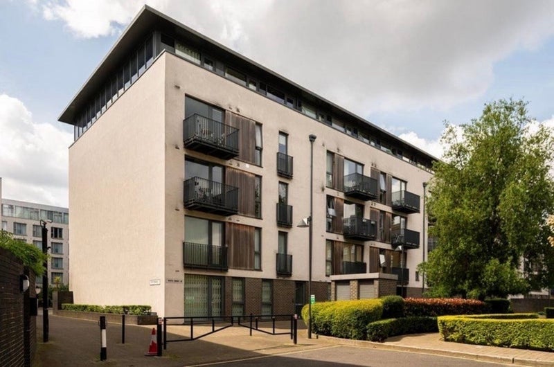 Room City Walk in Greater London
