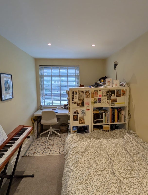 Room Morris Mews in Greater London