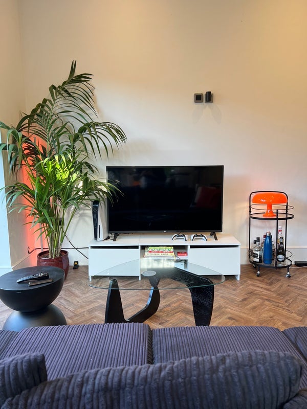 Room Thorncliffe Road in Greater London