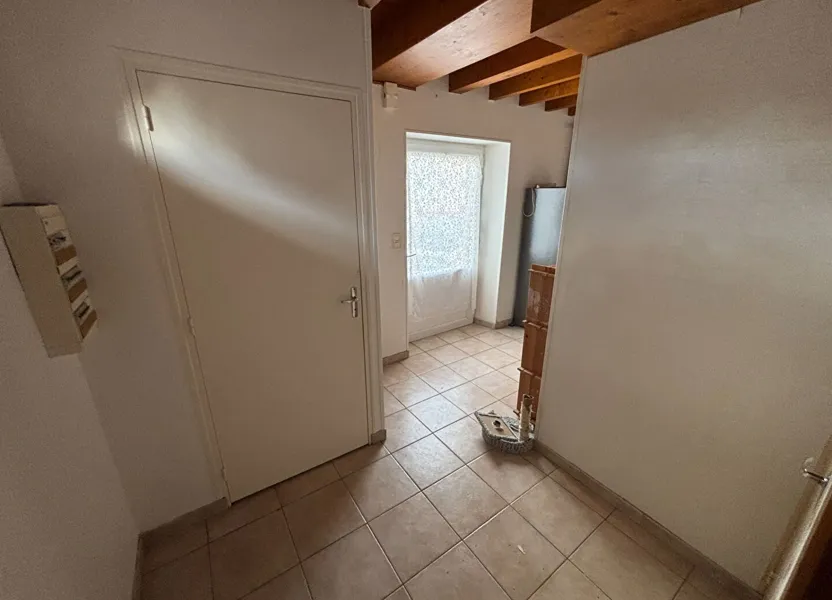 Appartement Place de la Mairie à Quettehou