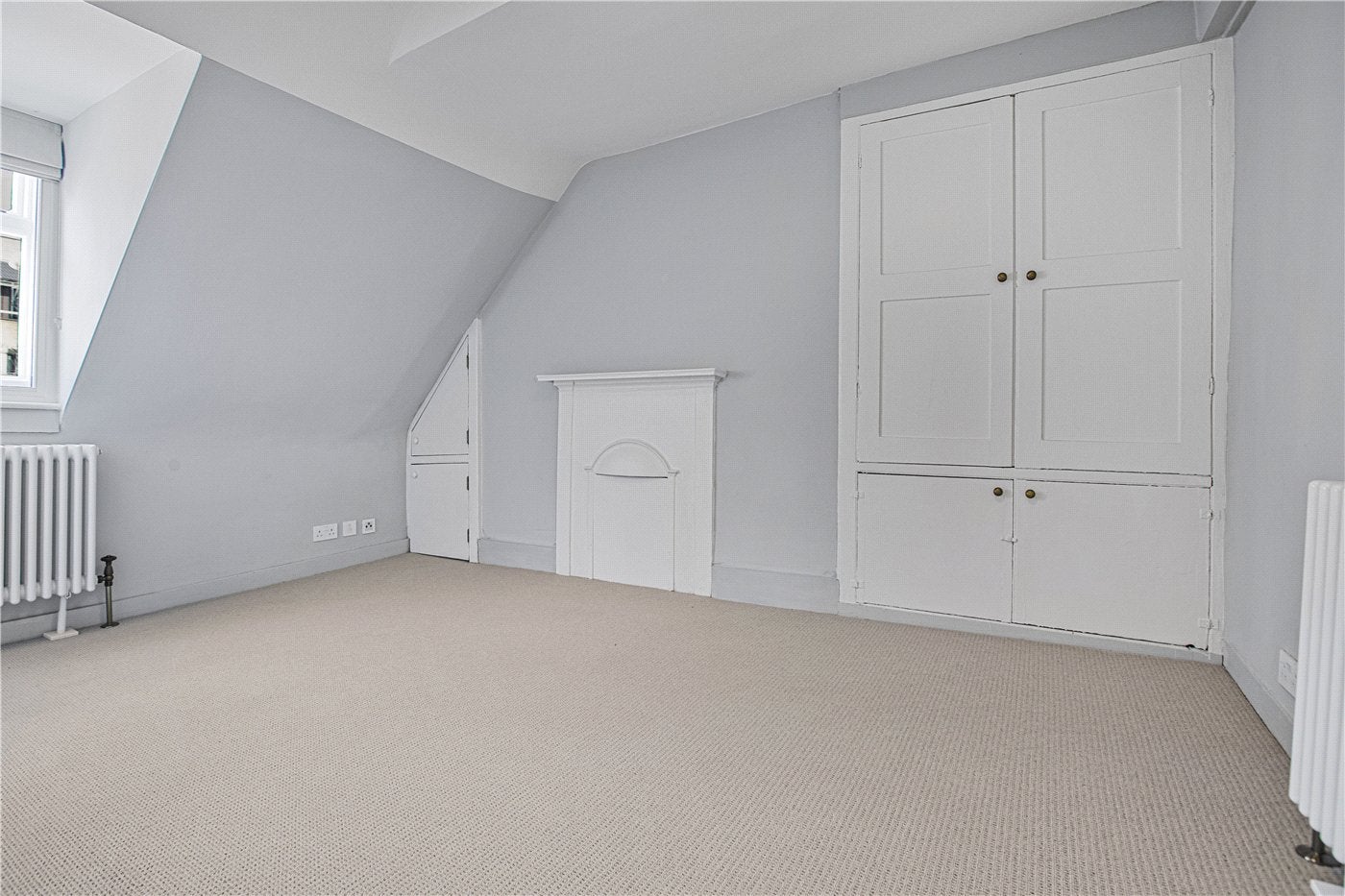 Flat Great Ormond Street in Greater London