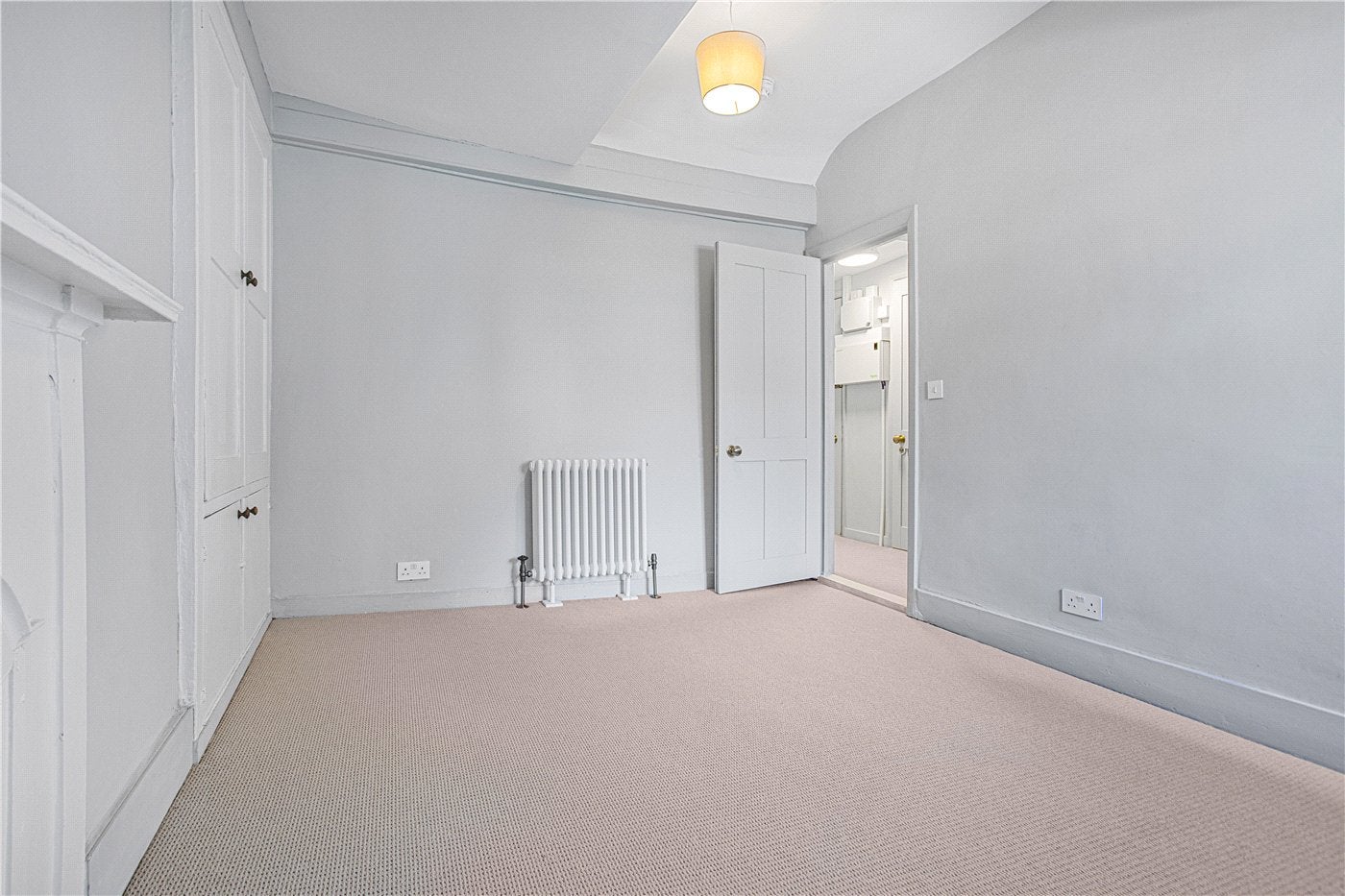 Flat Great Ormond Street in Greater London