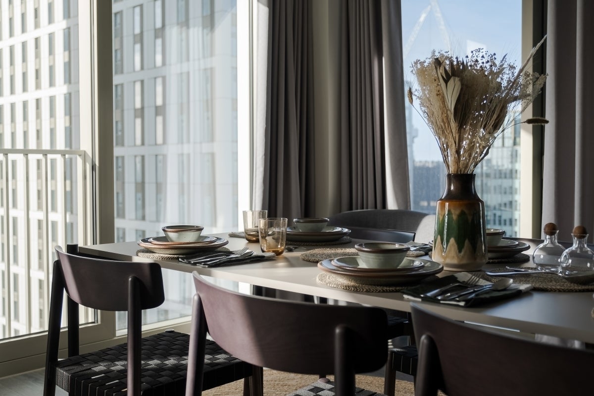 Flat Cherry Park Lane in Greater London