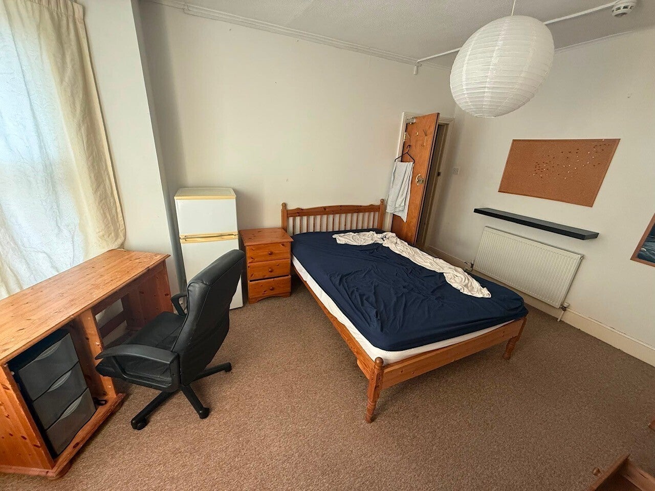 Room Wickham Road in Bournemouth