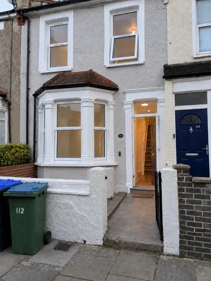 House Abbey Grove in Greater London