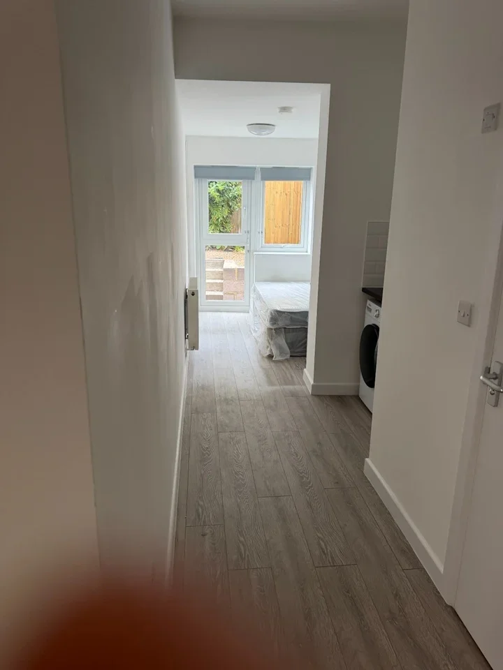 Room Leverson Street in Greater London