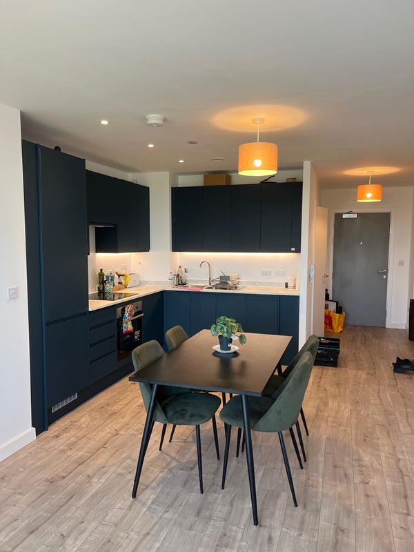 Room New Kent Road in Greater London
