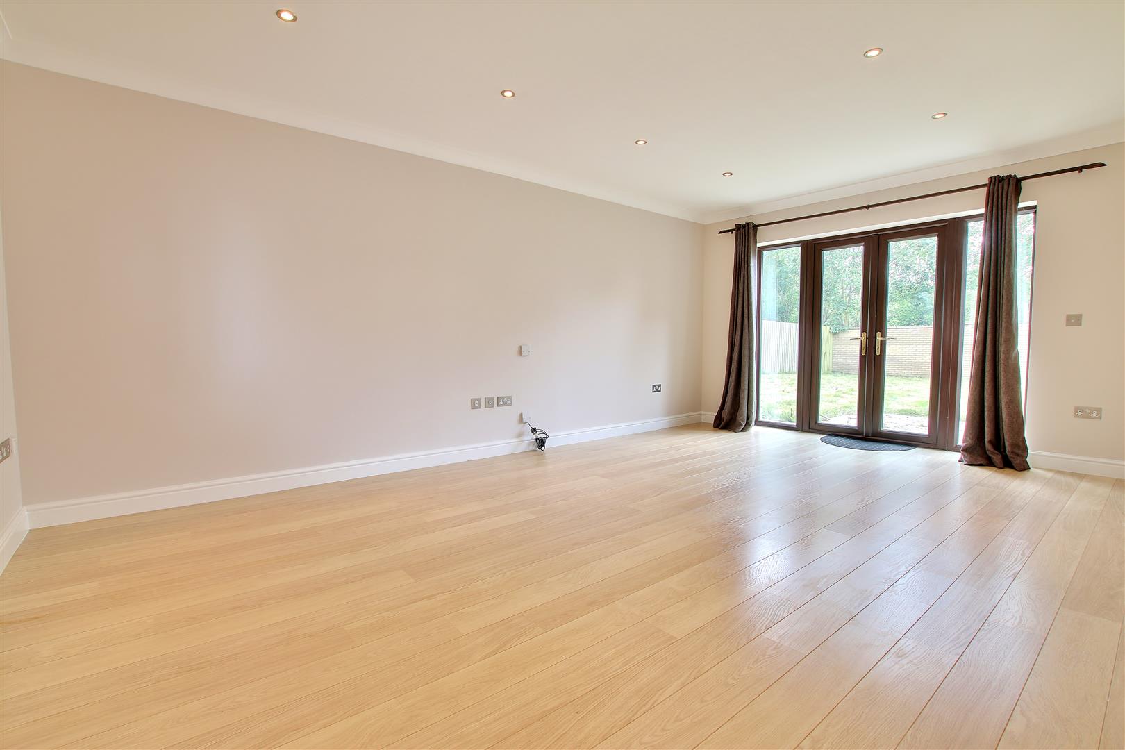 House Longlands Close in Huntingdonshire