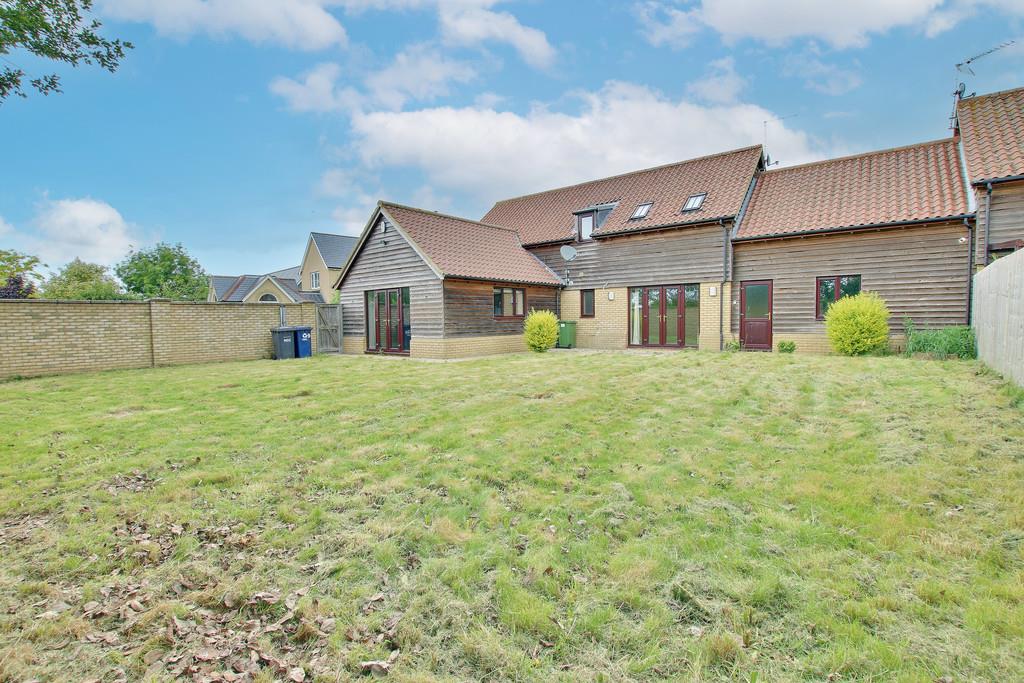 House Longlands Close in Huntingdonshire